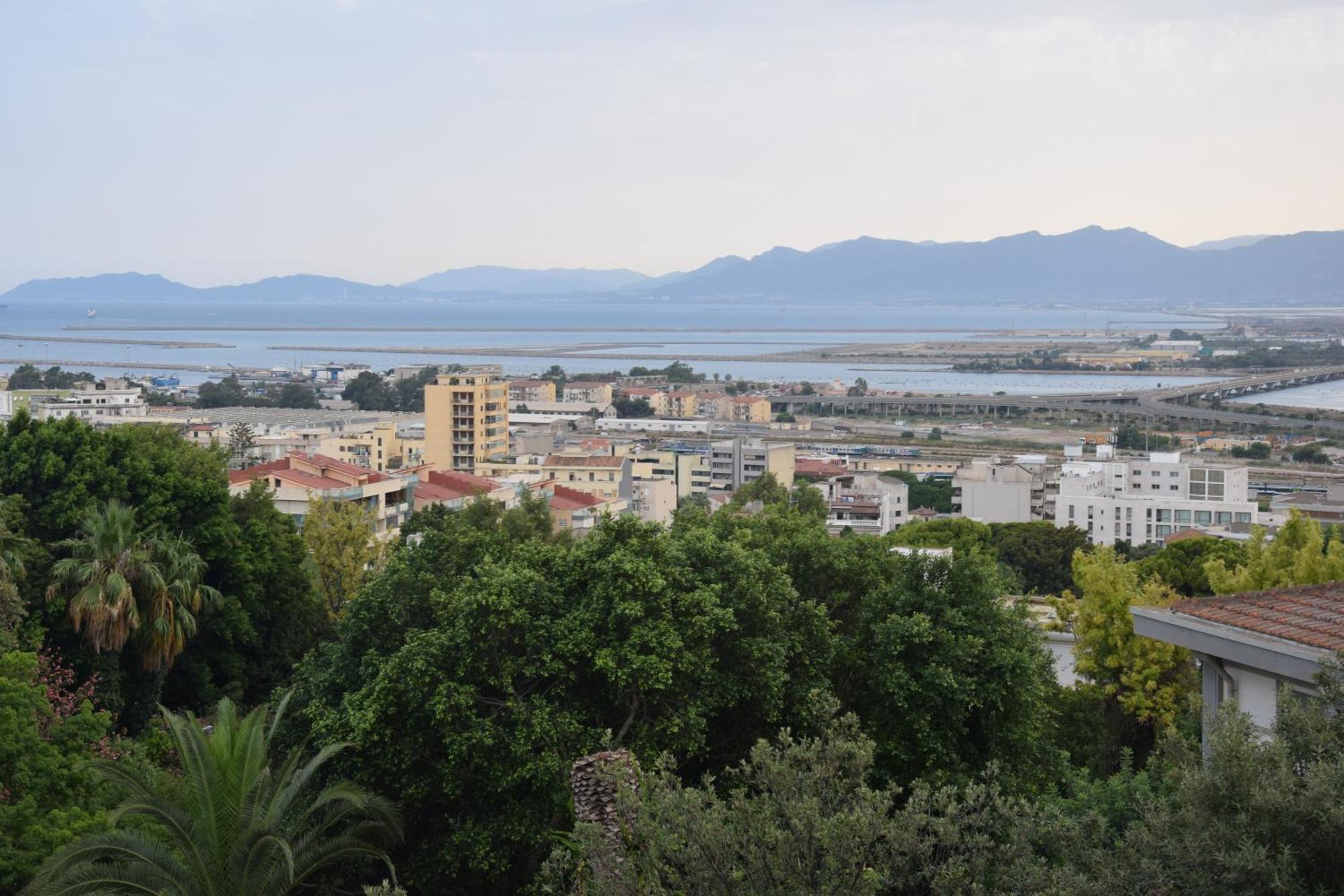 Splendido Open Space, A 10 Min A Piedi Dal Centro Iuns2308 * Cagliari