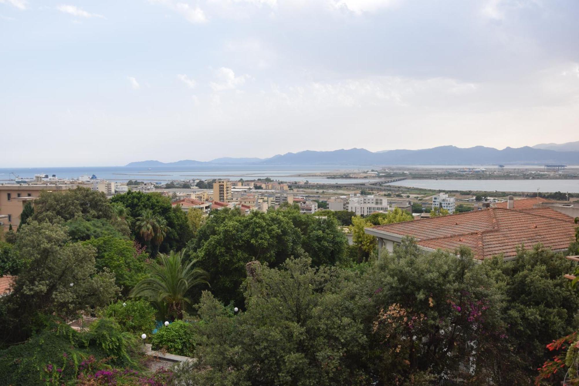 Splendido Open Space, A 10 Min A Piedi Dal Centro Iuns2308 * Cagliari