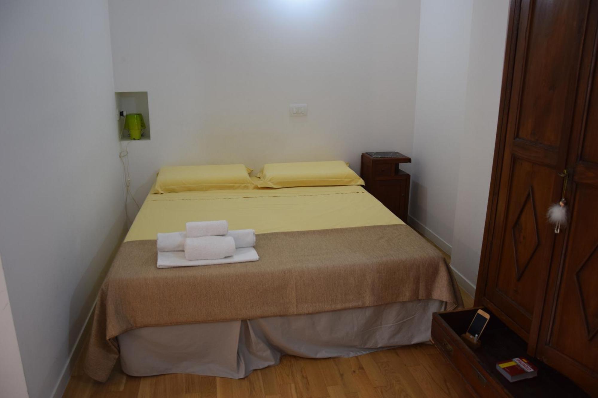 Splendido Open Space, A 10 Min A Piedi Dal Centro Iuns2308
