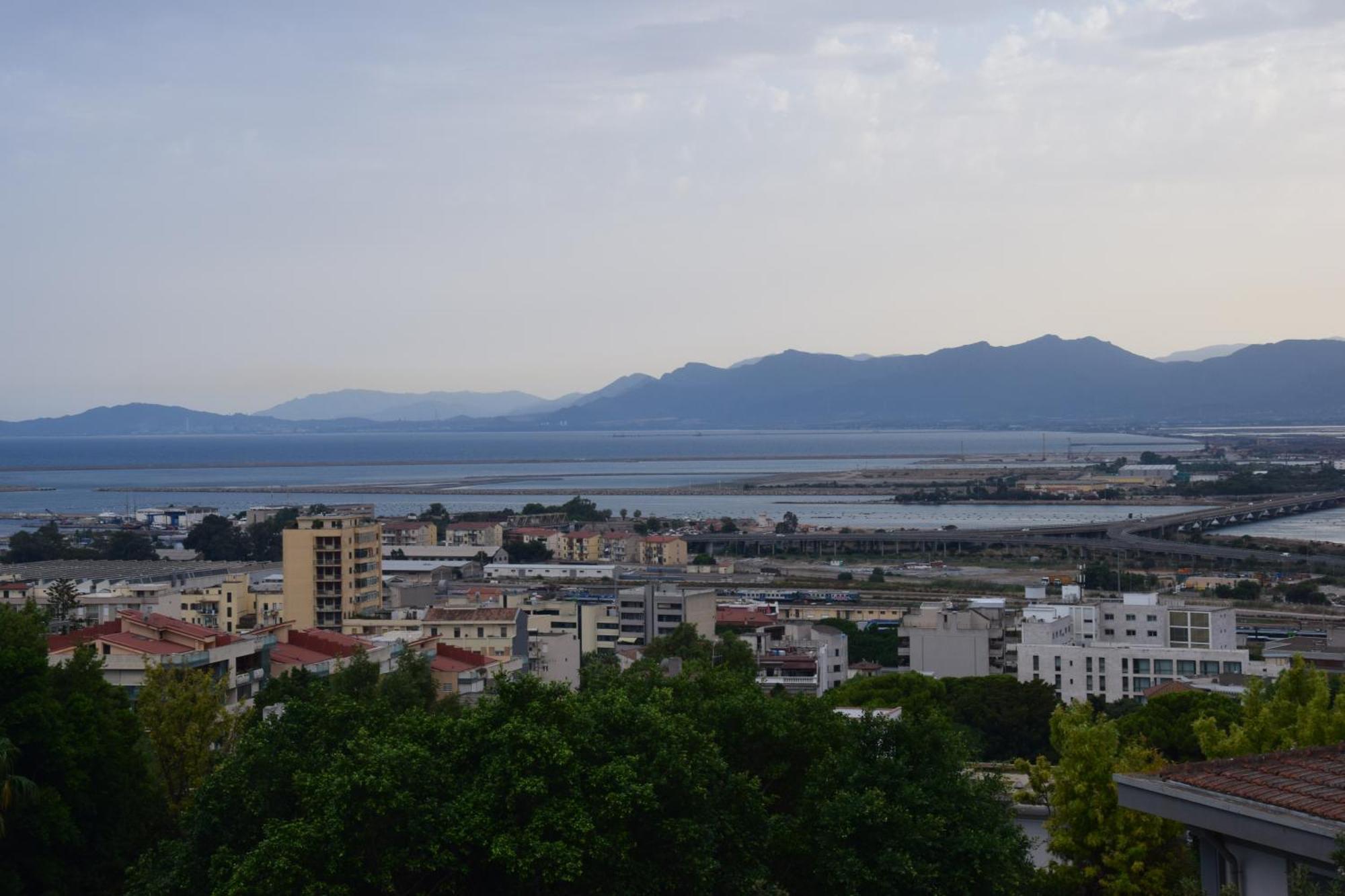 Apartment Splendido Open Space, A 10 Min A Piedi Dal Centro Iuns2308